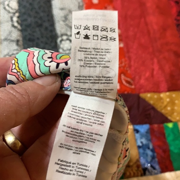 BRAVISSIMO NWOT Swim Suit Large 38E one piece - Picture 9 of 9